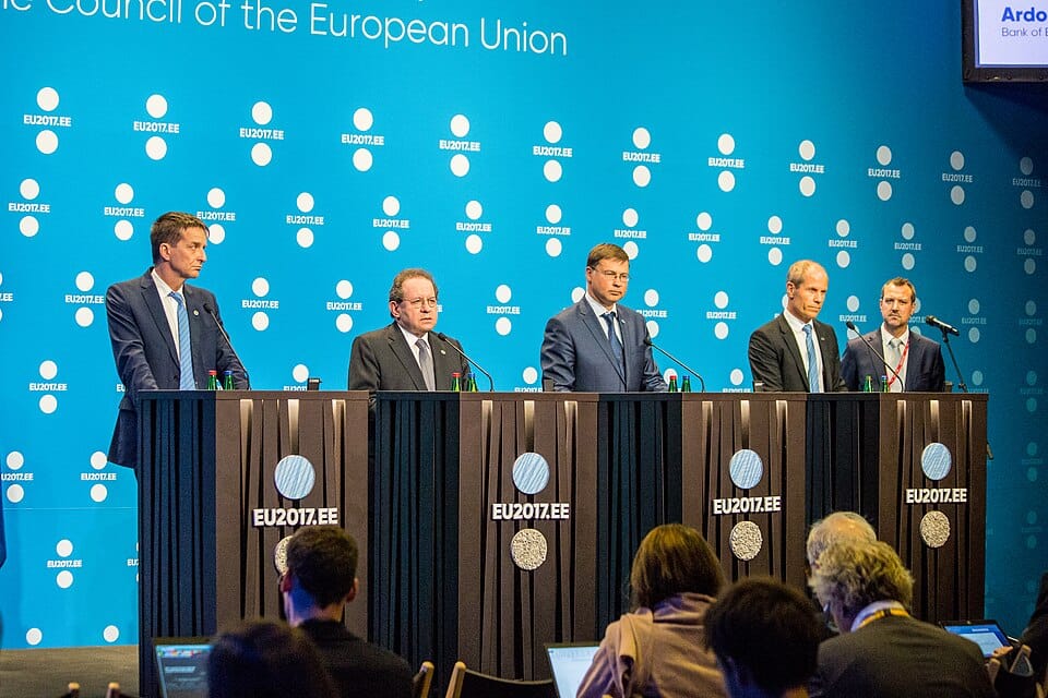 What Is a Hire Purchase Agreement and When Should You Use One?